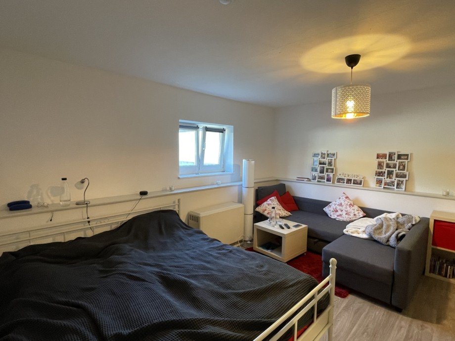 Wohn/-Schlafraum Appartement EG Mehrfamilienhaus Asbach