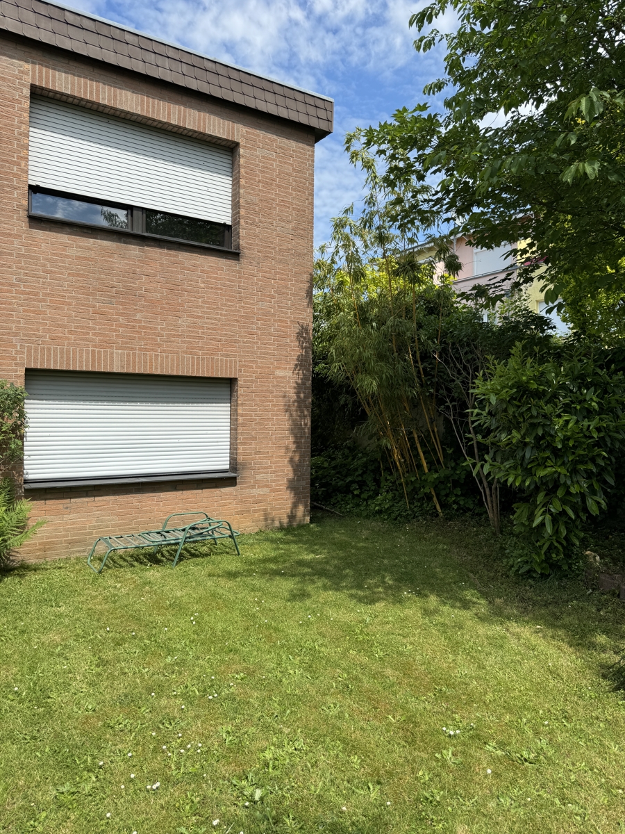 Vorderansicht Zweifamilienhaus R�srath