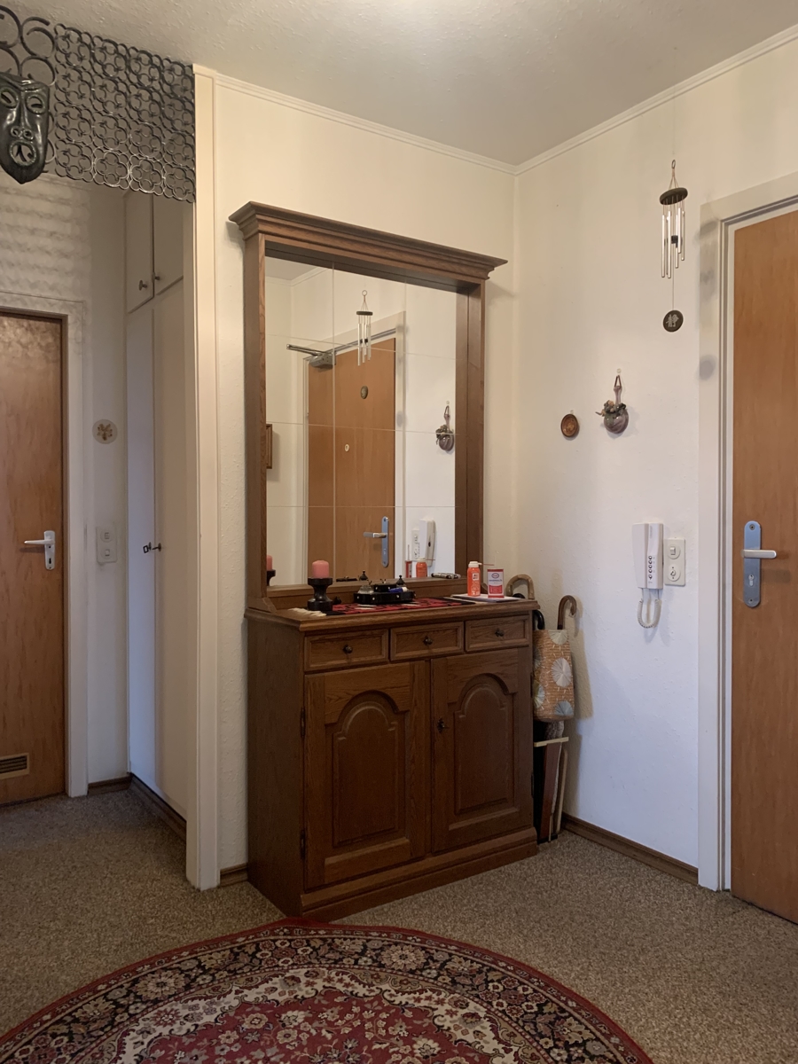 Diele Etagenwohnung Sankt Augustin / Niederpleis
