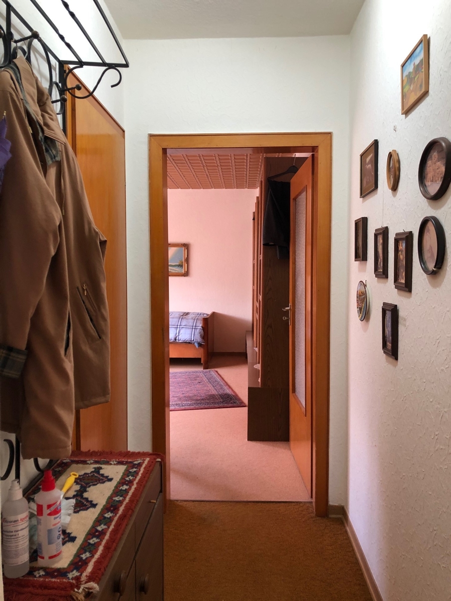 Flur im Ergeschoss Doppelhaush�lfte Sankt Augustin