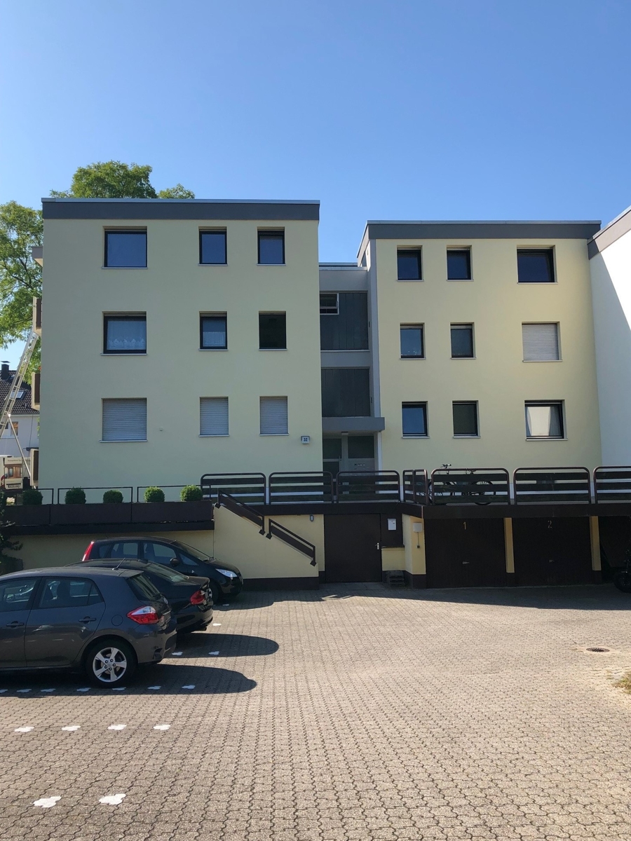 Au�enansicht mit Garage Erdgeschosswohnung Sankt Augustin