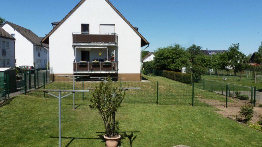 Seitenansicht Mehrfamilienhaus Sankt Augustin