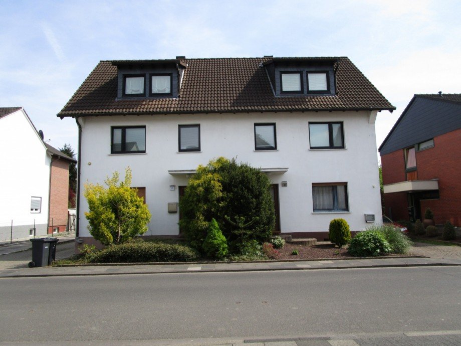 Doppelhaush�lften Mehrfamilienhaus Lohmar