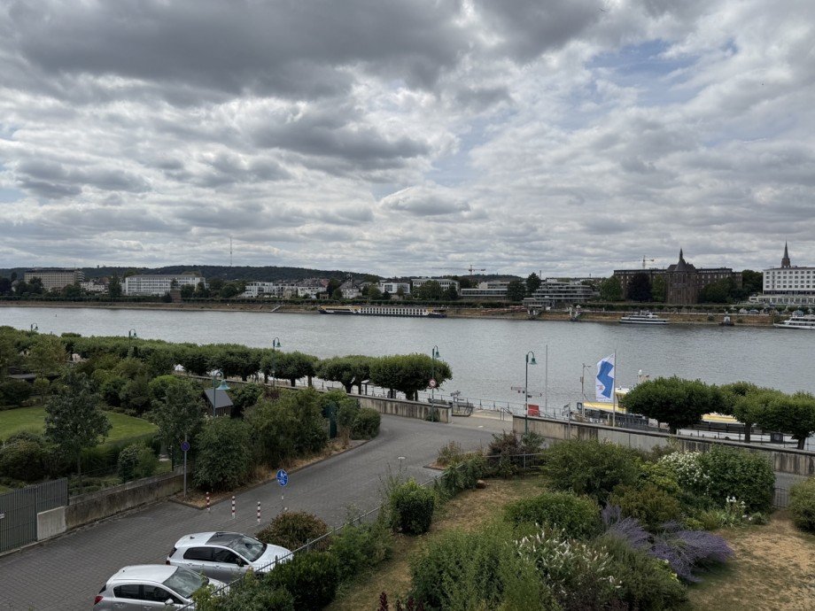 - Etagenwohnung Bonn