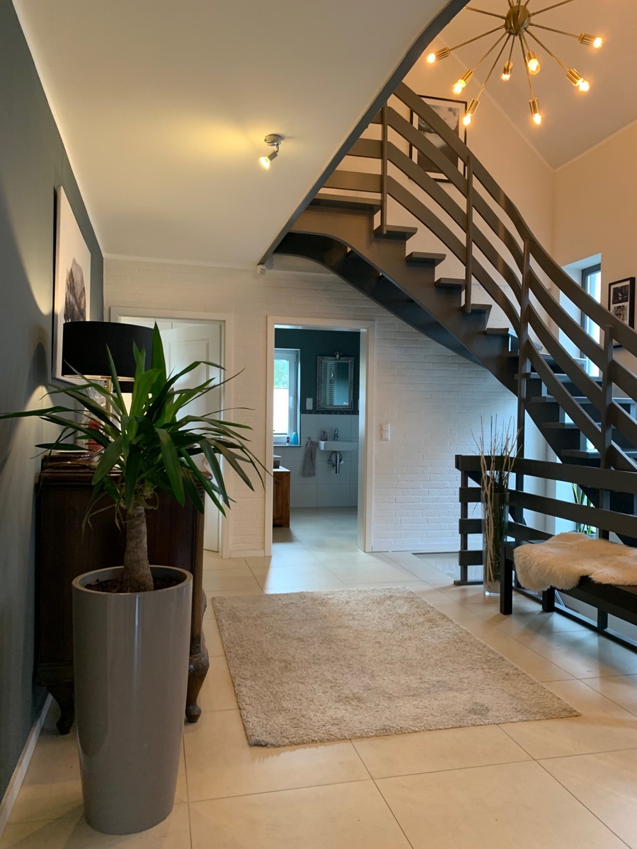 Ansicht Eingangsdiele mit Treppenhaus Einfamilienhaus Sankt Augustin