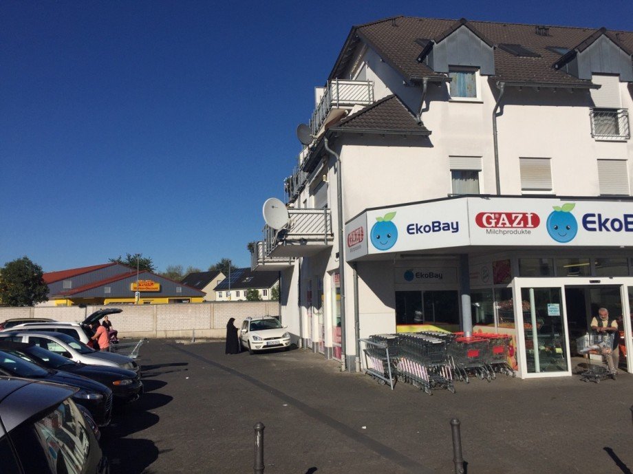 Ansicht Parkplatz Etagenwohnung Sankt Augustin / Niederpleis