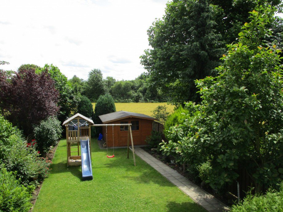 Garten Doppelhaush�lfte Sankt Augustin