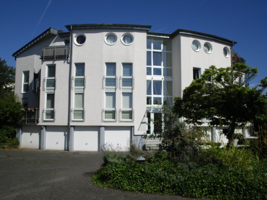 Aussenansicht Etagenwohnung Sankt Augustin