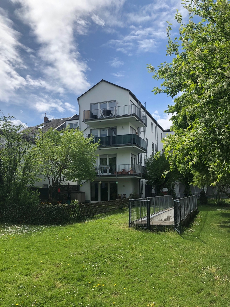 R�ckansicht Etagenwohnung Bonn Beuel