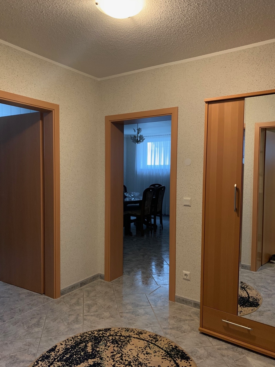 Diele im UG Doppelhaush�lfte Sankt Augustin