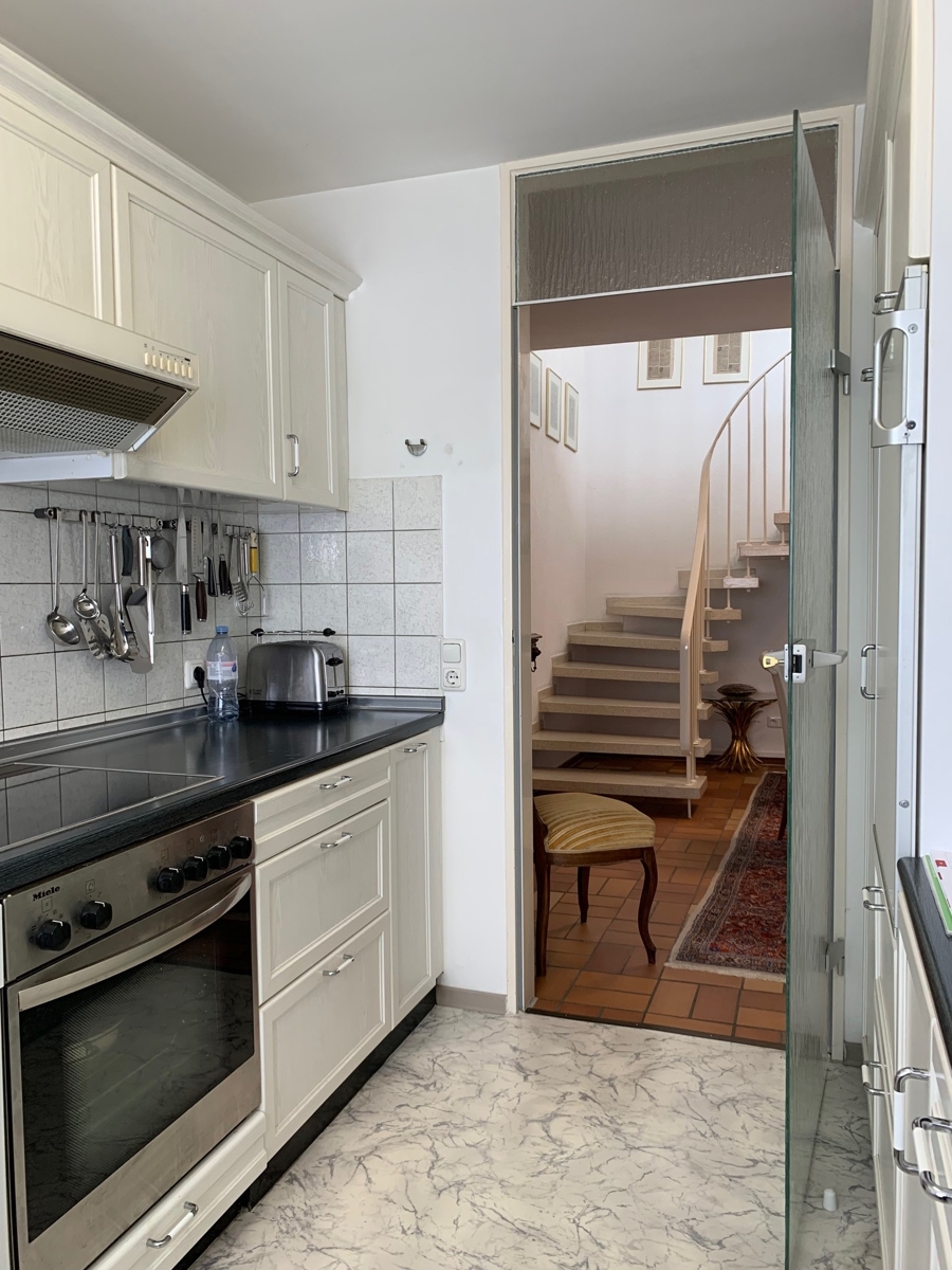 K�chenansicht Einfamilienhaus Wachtberg / Lie�em