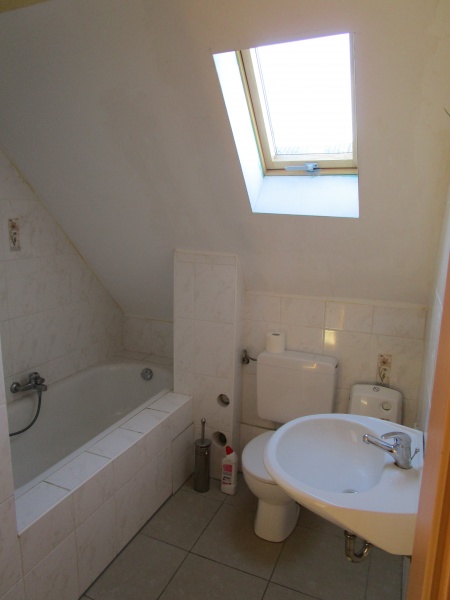 Bad mit Wanne Etagenwohnung Sankt Augustin