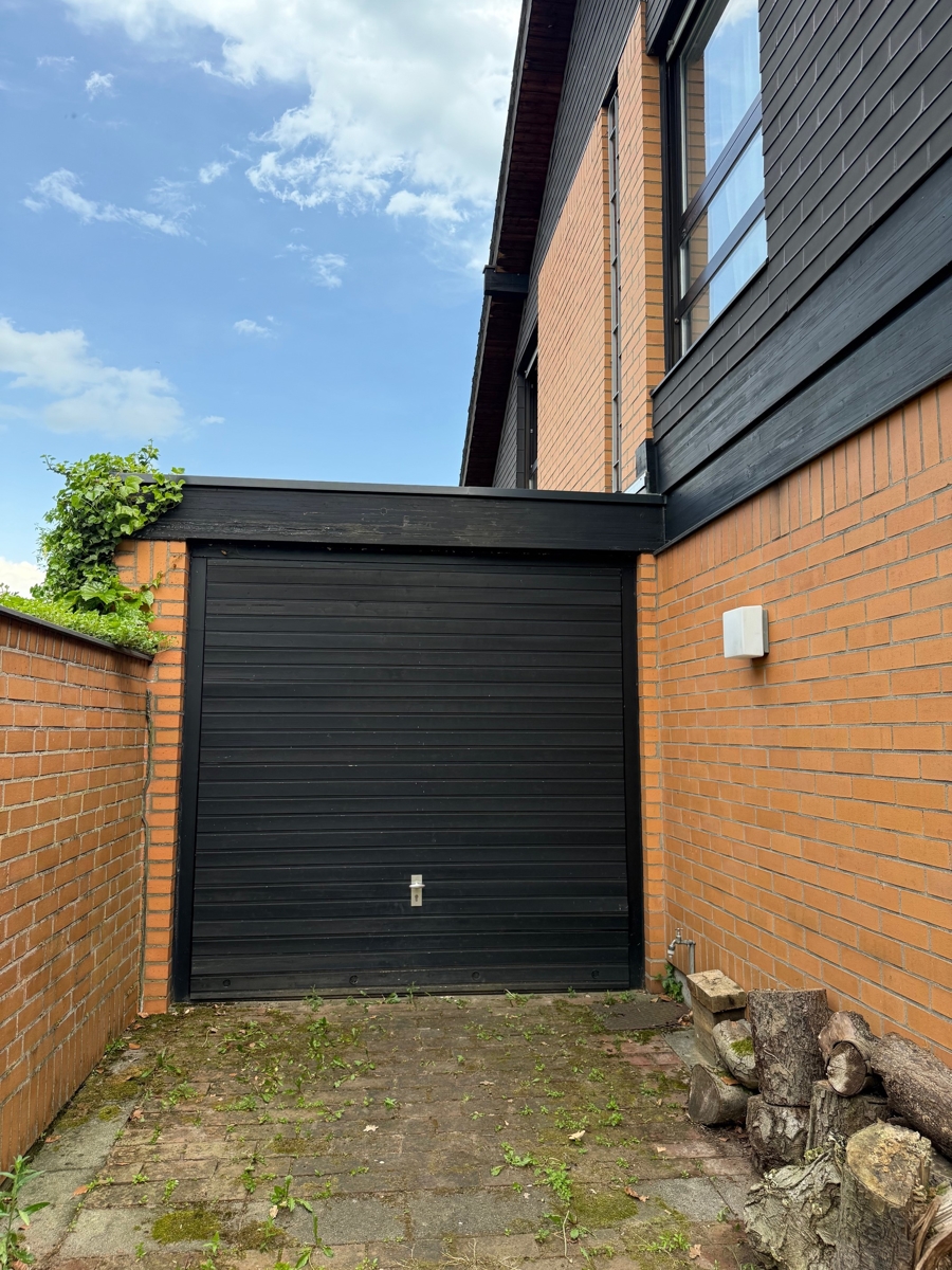 Ansicht Garage - R�ckansicht Zweifamilienhaus Sankt Augustin