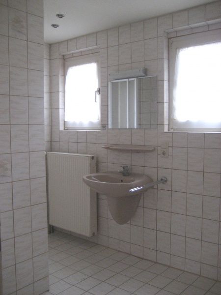 Ansicht 2 Duschbad Erdgeschosswohnung Bonn