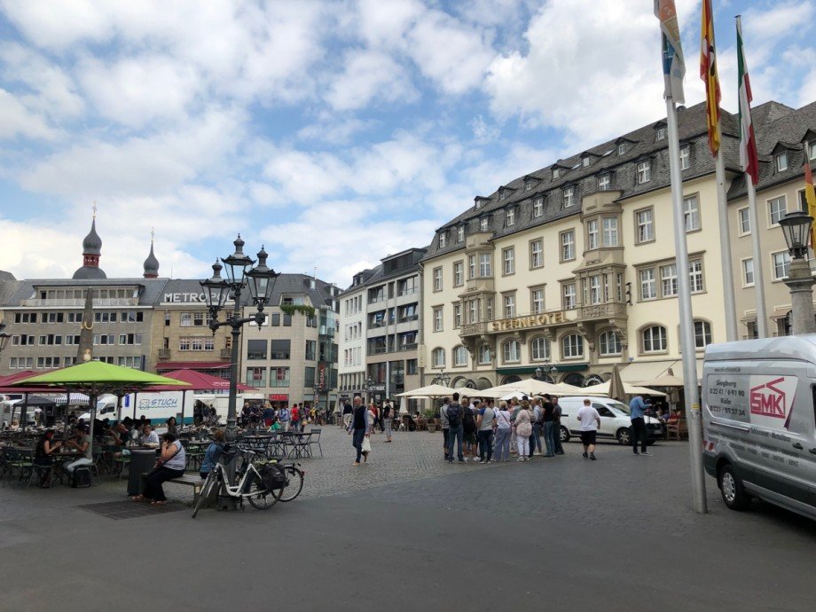 unmittelbare Umgebung zum Marktplatz Etagenwohnung Bonn