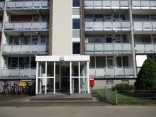 Eingangsbereich SANKT AUGUSTIN, Niederpleis, Top 2-Zi. Wohnung im 1.OG, ca, 69 m� Wfl., Einbauk�che, Balkon, Keller.
