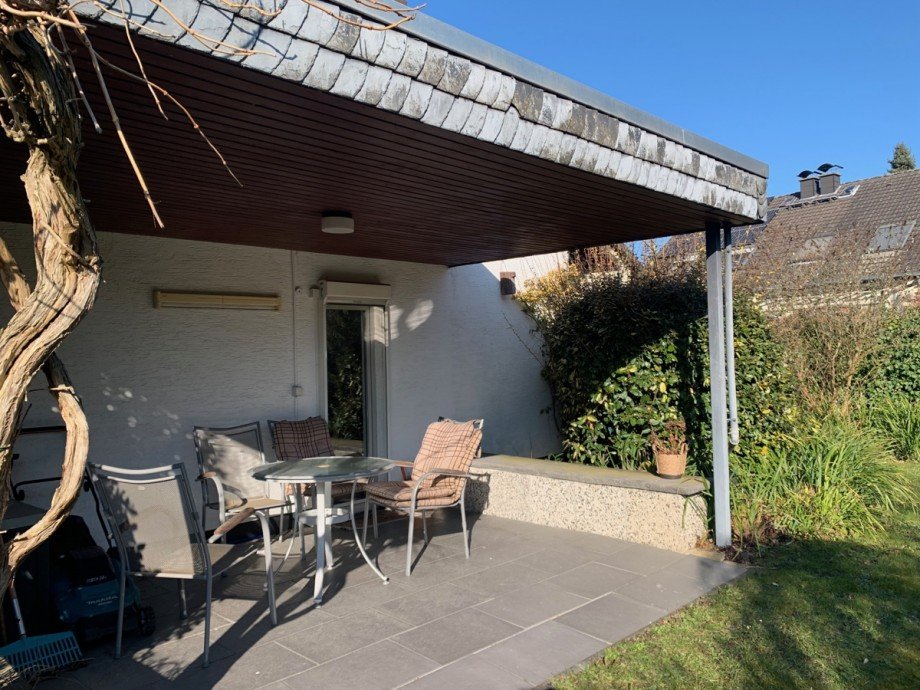 Terrasse zum Esszimmer Einfamilienhaus Sankt Augustin
