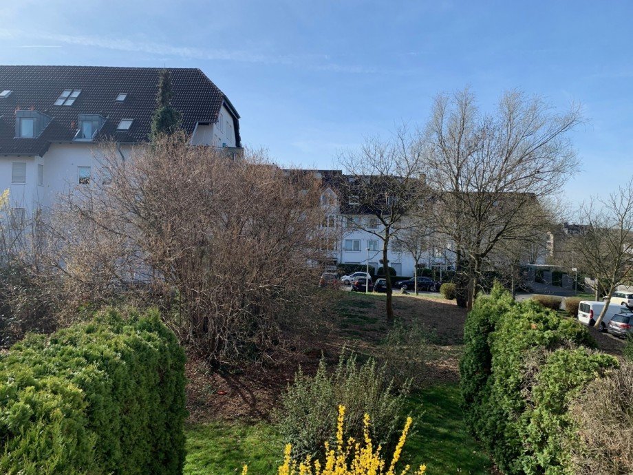 Blick vom Balkon Etagenwohnung Bonn