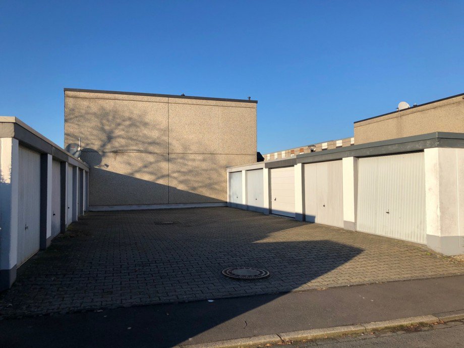 Garagenhof Reihenhaus Troisdorf / Spich