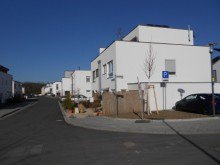 Wohnumgebung HENNEF, NEUBAU, 2 Stadth�user, 4 Zim., ca. 138 m� Wfl., Terrasse, Garten, Garage,
GrSt. ca. 600 m�