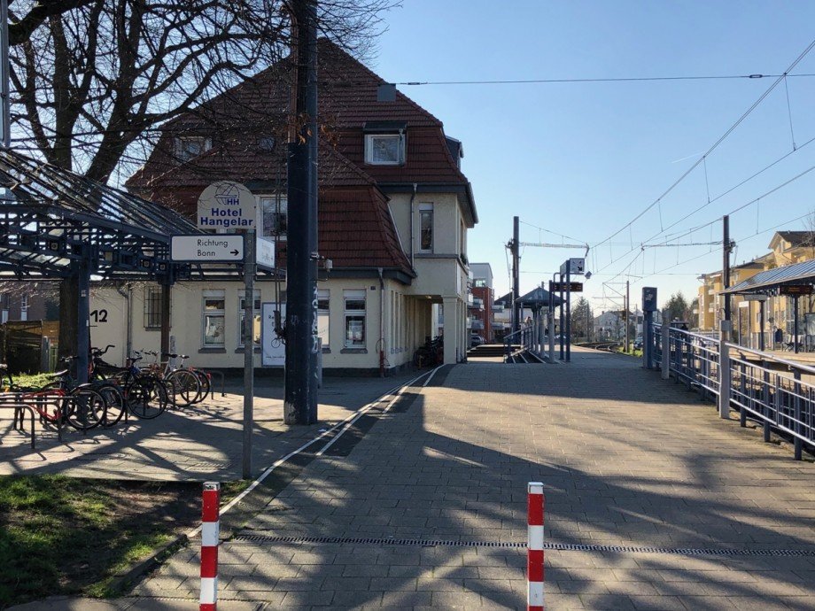 Bahnhaltestelle B�ro / Praxis Sankt Augustin