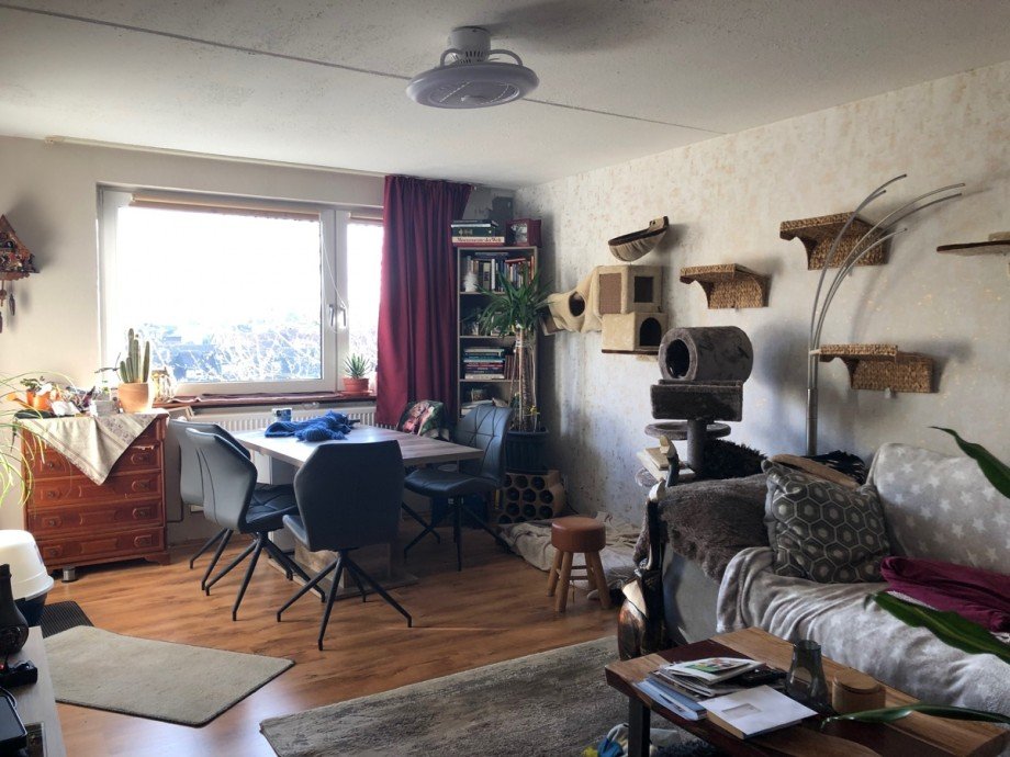 Wohn,- Esszimmer Etagenwohnung Sankt Augustin