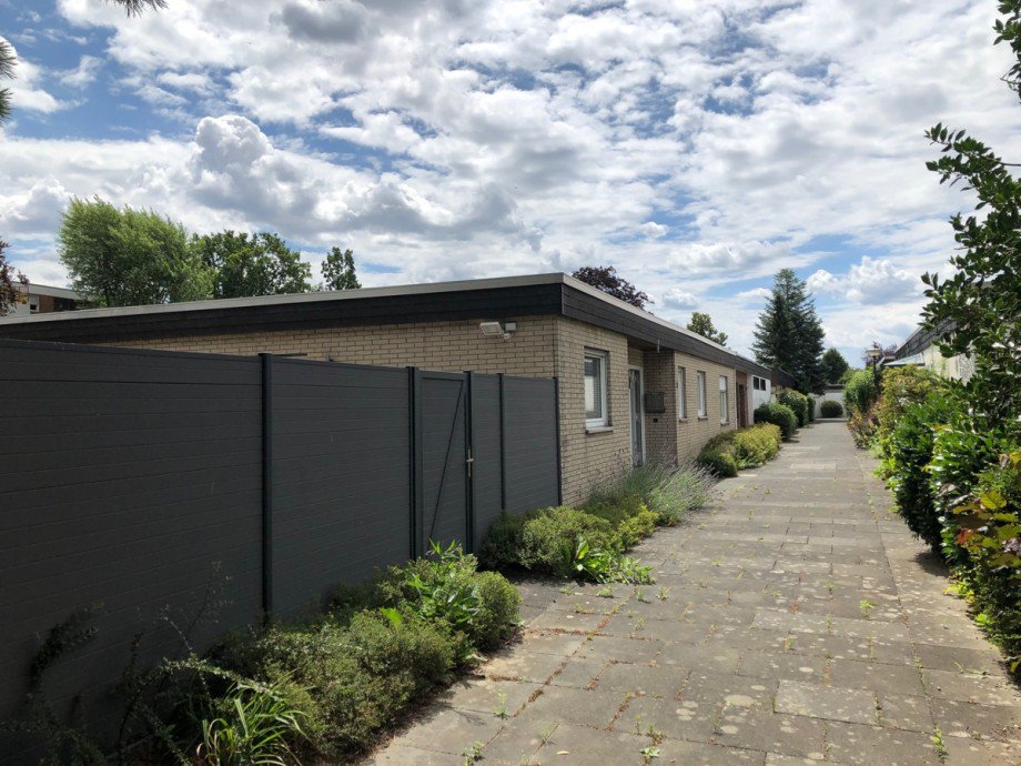 Weg zum Haus Bungalow Troisdorf-Sieglar