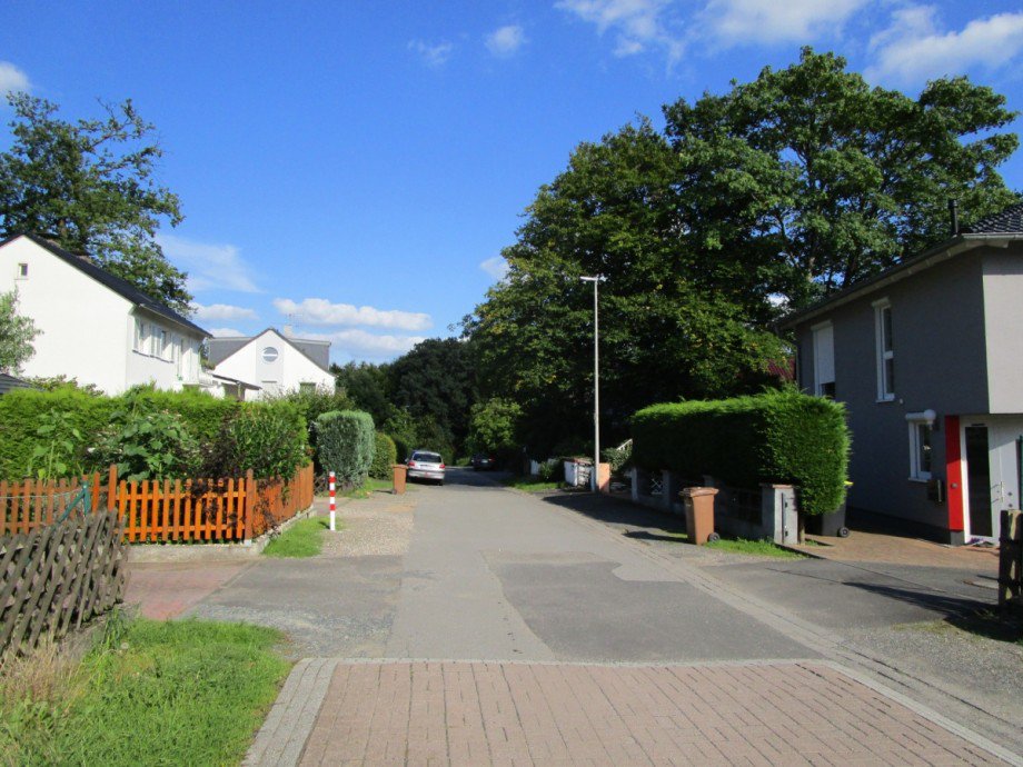 Wohnumgebung Doppelhaush�lfte Siegburg