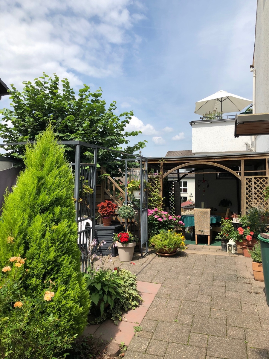 Terrasse im EG Einfamilienhaus Hennef (Sieg)