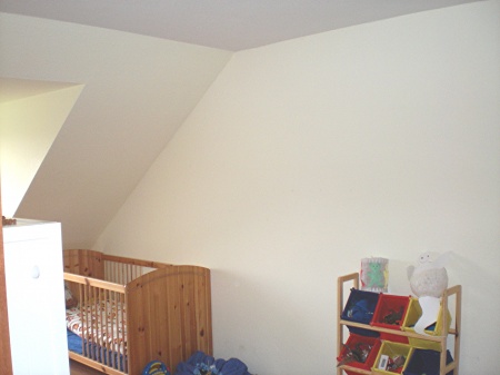 Kinderzimmer / Ansicht 2 Dachgeschosswohnung Sankt Augustin