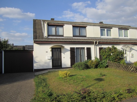 Hausansicht Doppelhaush�lfte Sankt Augustin