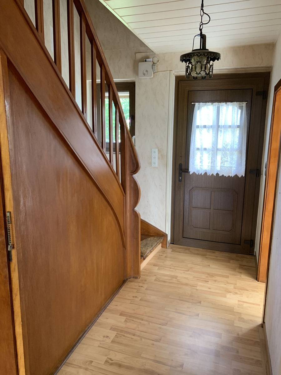 Flur EG mit Haust�re Einfamilienhaus Rheinbach