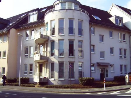 Hausansicht 3 Etagenwohnung Siegburg