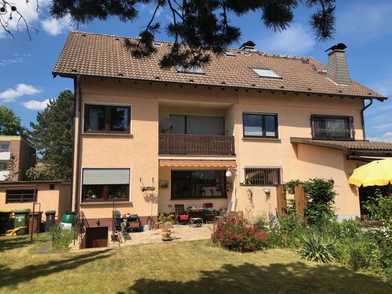 R�ckansicht Sankt Augustin Doppelhaush�lfte SANKT AUGUSTIN -in guter Wohnlage- Einfam. Doppelhaush�lfte, sehr gepflegt, 152 m� Wfl., 383 m� GrSt
