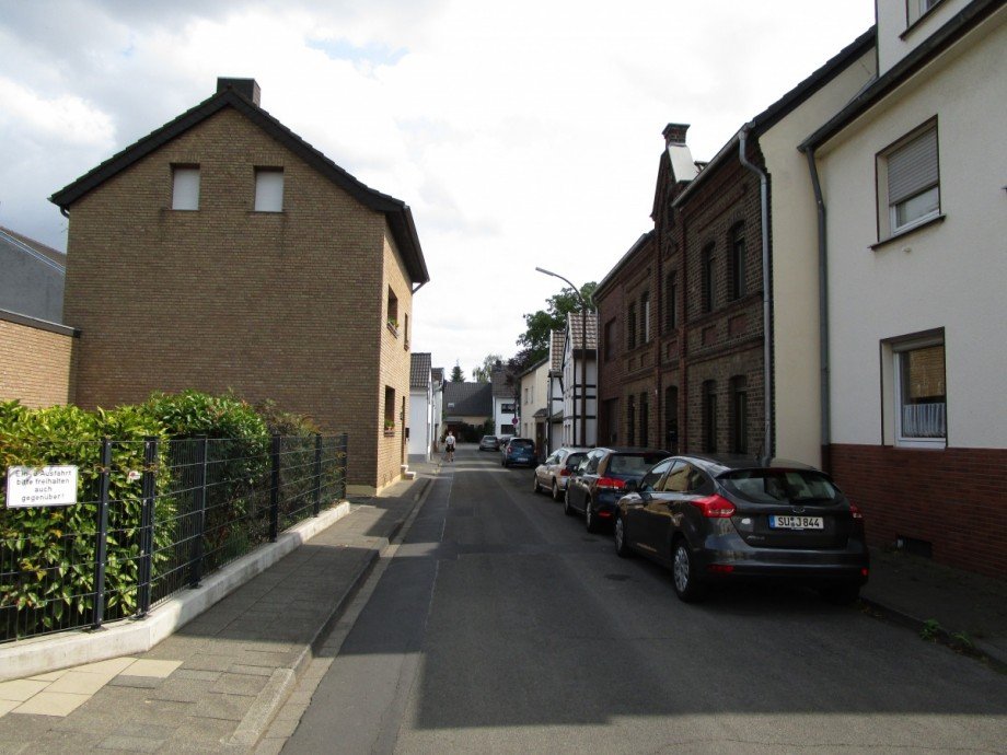 Ansicht Strasse Zweifamilienhaus Troisdorf