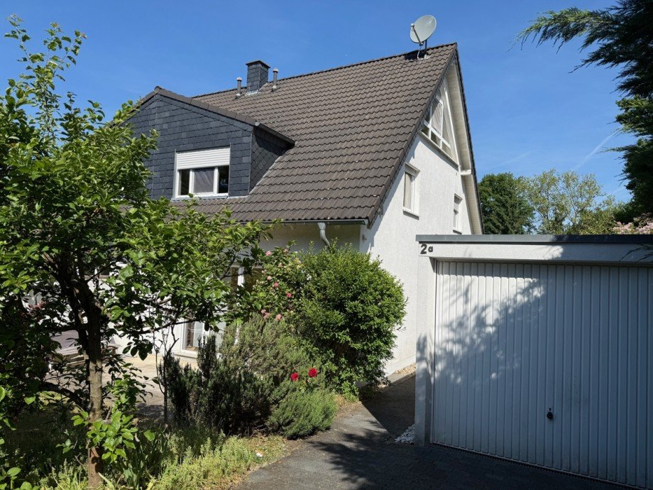 . Doppelhaush�lfte Sankt Augustin