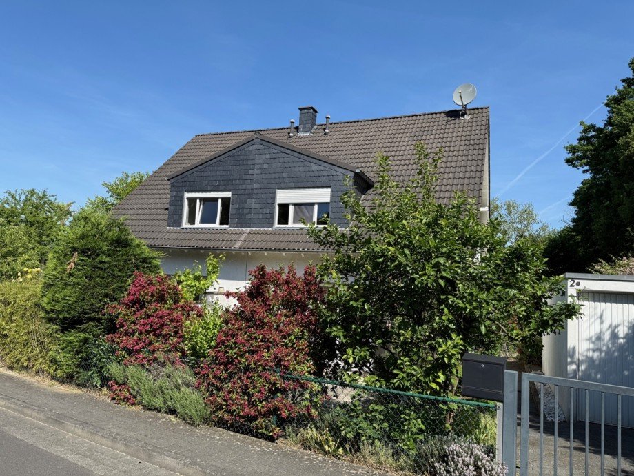 . Doppelhaush�lfte Sankt Augustin