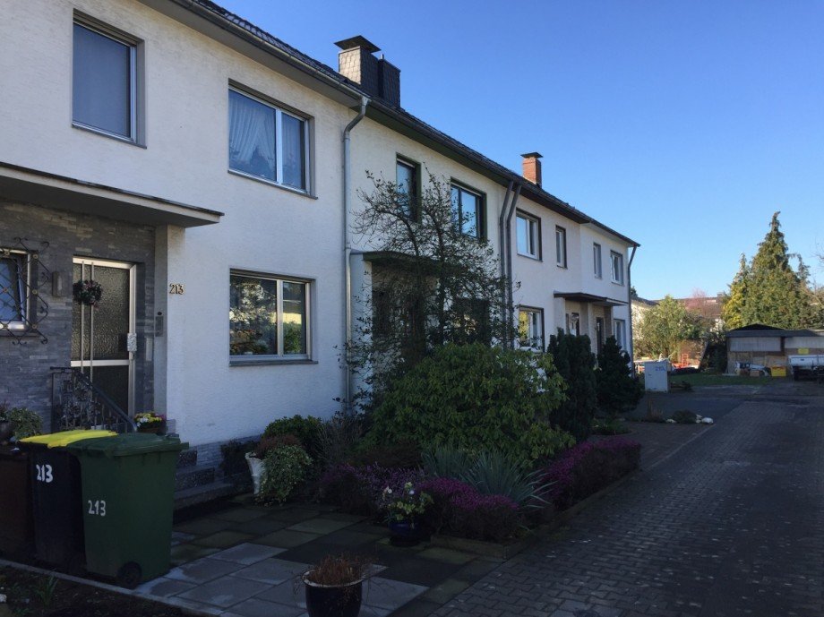Weg zum Haus Reihenhaus Sankt Augustin