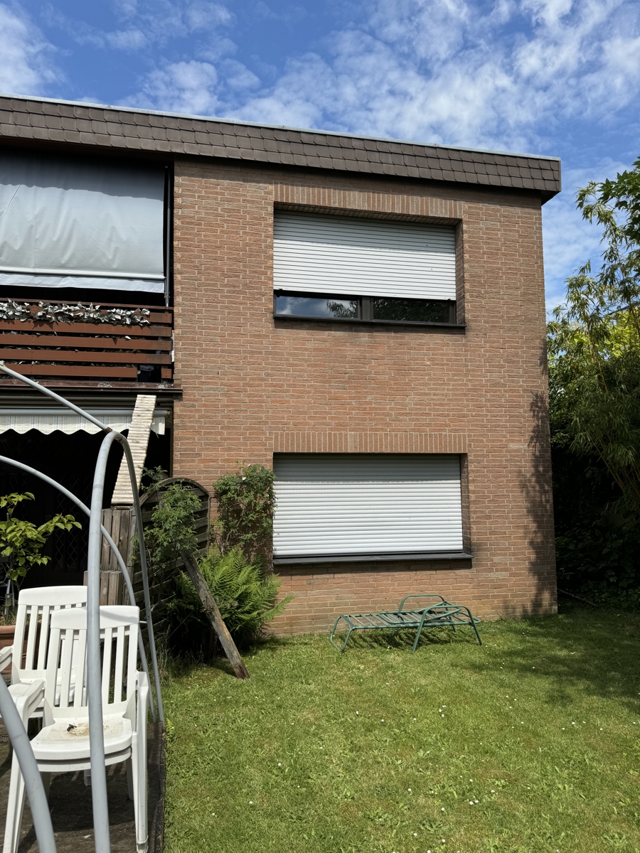 Vorderansicht Zweifamilienhaus R�srath