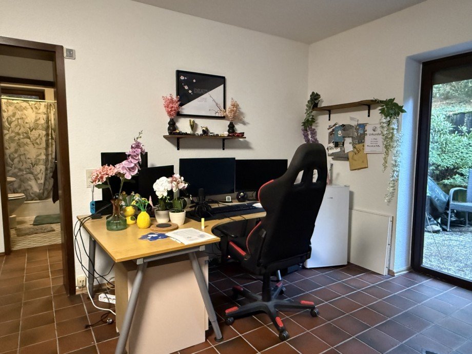 Ansicht Wohn,- Schlafzimmer Souterrainwohnung Sankt Augustin