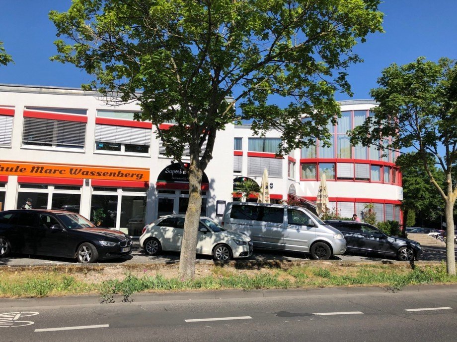 Ansicht von der Strasse B�rofl�che Sankt Augustin