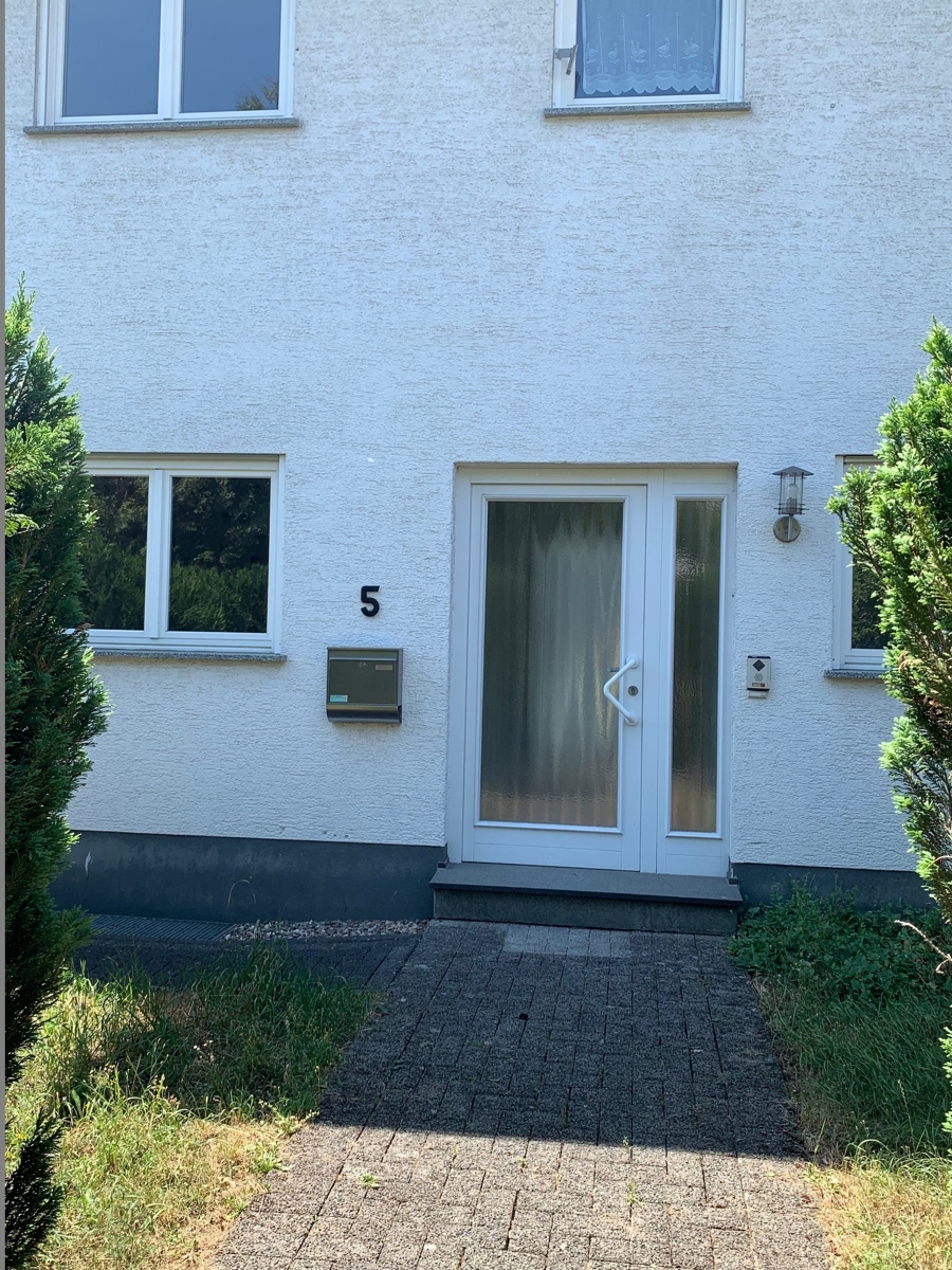 Hauseingang Doppelhaush�lfte Niederkassel
