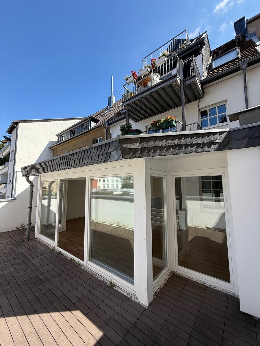 gro�e Terrasse Etagenwohnung K�ln