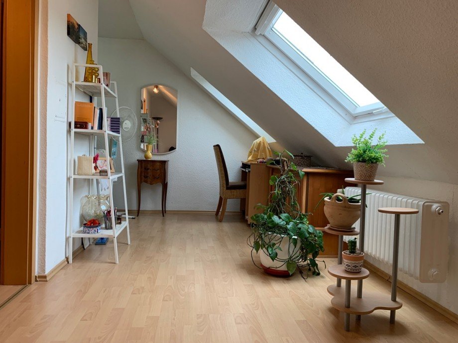 Zimmer 2 im DG Reihenhaus Sankt Augustin