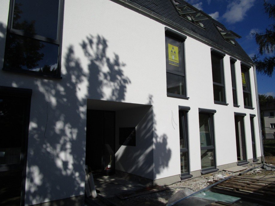 Hausansicht - Eingangsbereich Etagenwohnung Bonn