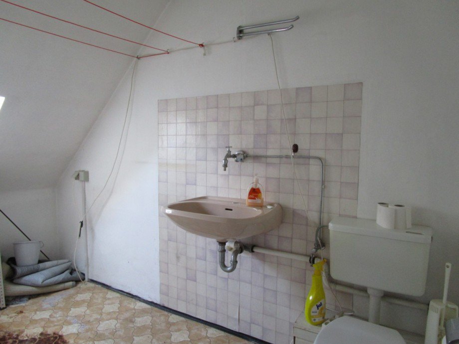 m�gliches Bad im OG Doppelhaush�lfte Siegburg