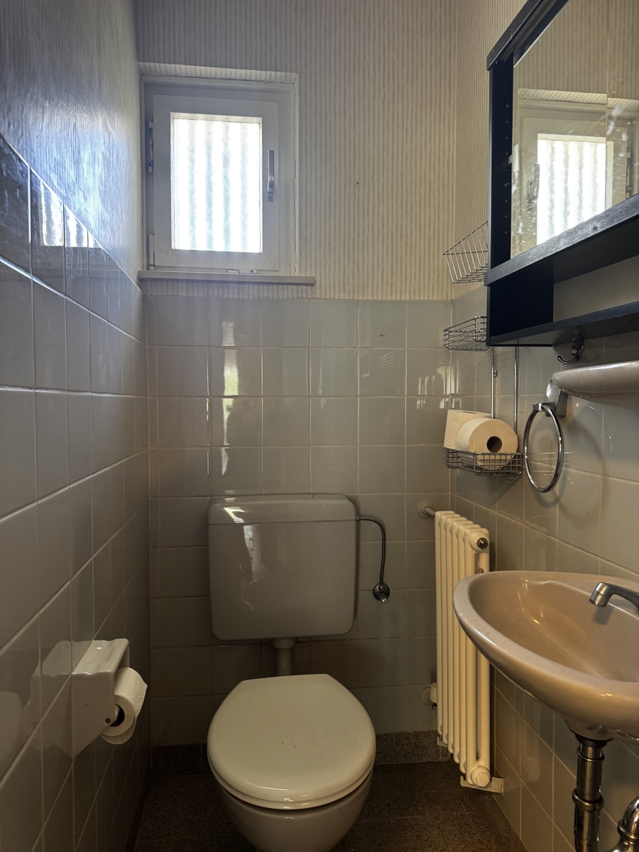 G�ste-WC Reihenmittelhaus Bonn / Heiderhof