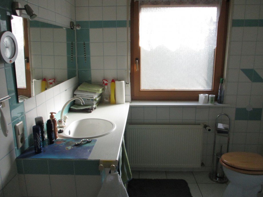 Bad im EG Einfamilienhaus Windeck / Dattenfeld