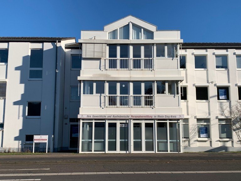 . Sankt Augustin - Sankt_Augustin_Zentrum B�rofl�che SANKT AUGUSTIN zentr. Lage, Praxis,- B�rofl�che mit ca. 260 m� indiv. aufteilbar, Archiv, TG Stelpl.