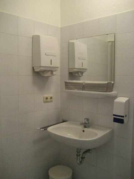 Ansicht 1 WC B�rofl�che Sankt Augustin